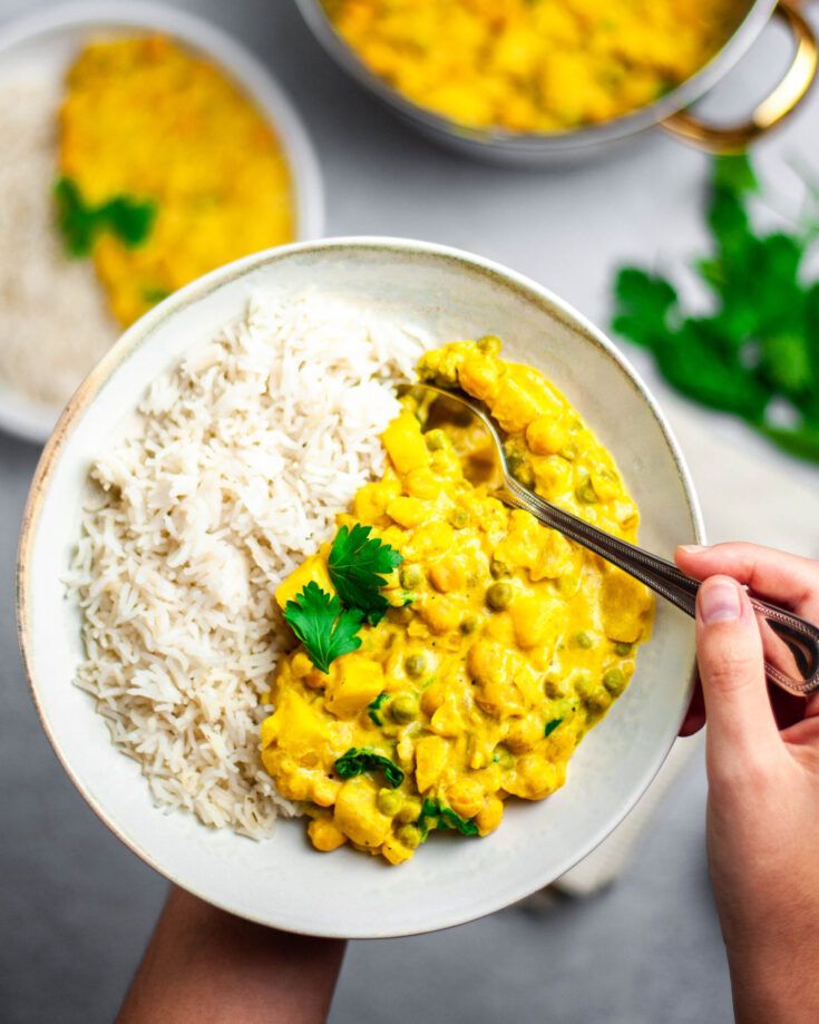 Easy Yellow Curry | Vegan